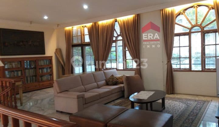 Di jual rumah rumah klasik di cipaganti bandung utara