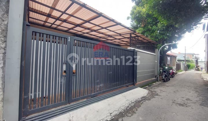 Di Jual Cepat Rumah Bagus di Babakan Jeruk Pasteur Siap Huni