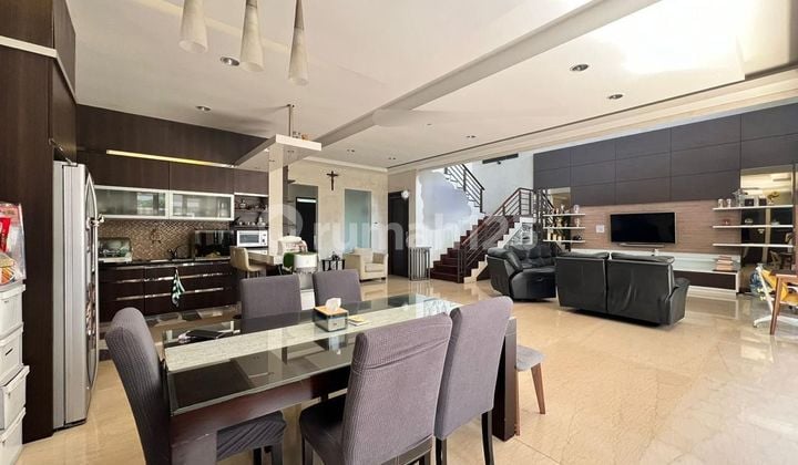 For Sale Fast Nice Furnished House In Setra Duta Hegar