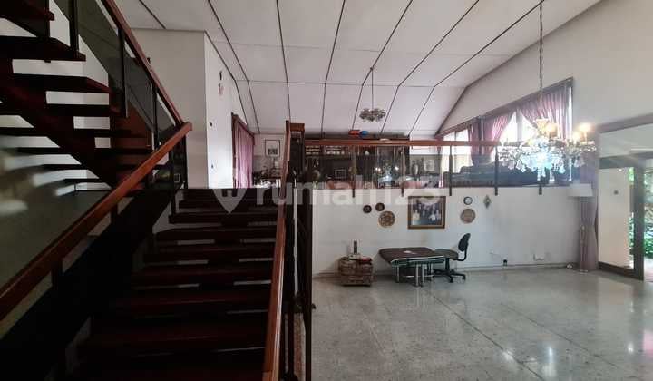 Di Jual Rumah Terawat di Mainroad Setiabudi Bandung
