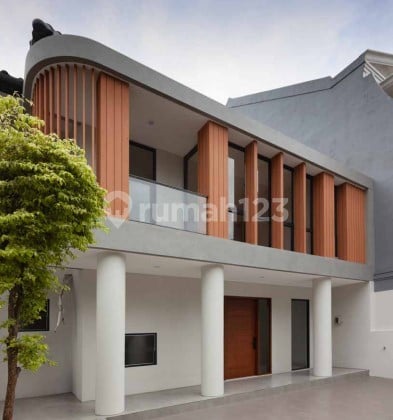 Rumah Unik Minimalis Modern Siap Huni di Legenda Wisata Cibubur