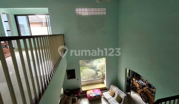 Spacious House with High Ceilings in Kota Wisata Cibubur