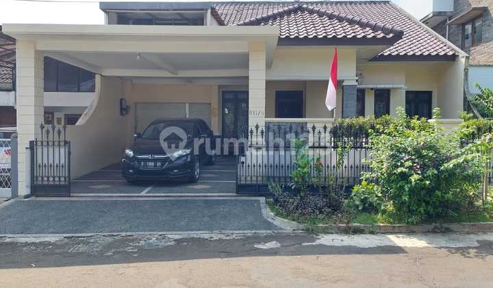 Rumah siap huni di tengah kota Bogor, dekat ke Botani square