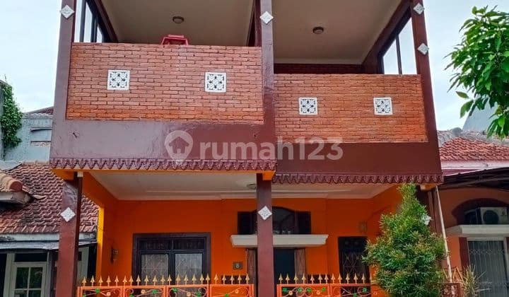 Rumah 2 lantai sertifikat SHM dijual murah di Sentul city bogor