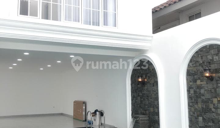 Rumah American Classic Dekat Danau dan Dekat Aeon Mall Sentul Cit