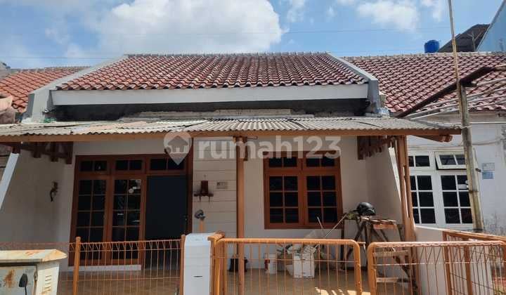 Dijual Rumah Taman Bunga Minimalis Kota Modern