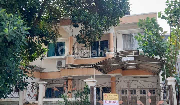 Dijual Rumah Taman Golf Strategis Kota Modern