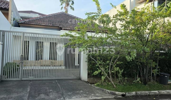 Dijual Cepat Rumah Bagus dan Siap Huni di Taman Kebun Jeruk