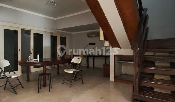 Rumah Besar Greenville Lt 257m2 2 Lantai Nego sampai jadi