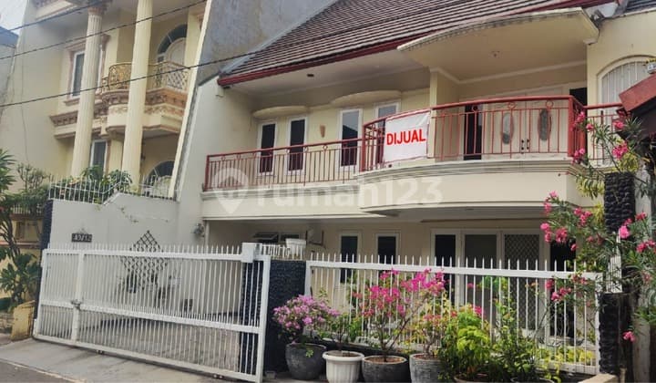 Dijual Rumah Puri Indah Cocok Kantor dan Hunian