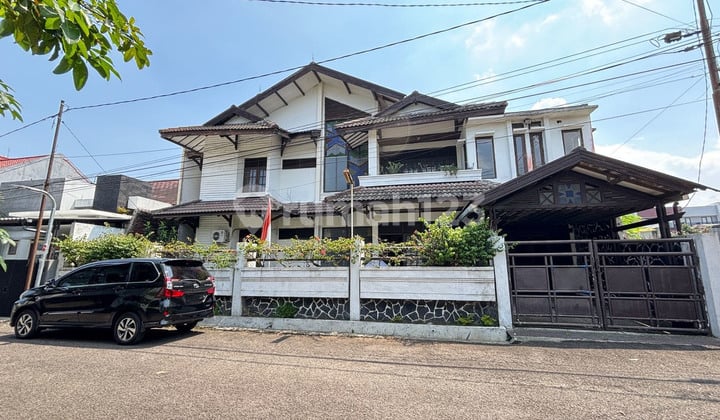 Dijual Rumah di Situ Sari Sayap Buah Batu Lengkong Kota Bandung