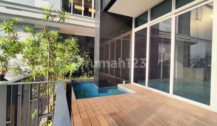 Townhouse 5 Lantai 4 Kamar, Mewah, Lokasi Premium Dekat Monas