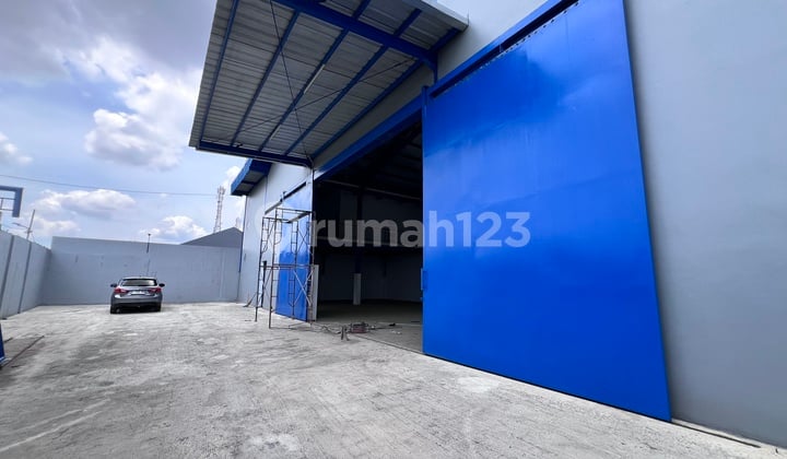 Gudang Kapuk Kamal Brand New. Akses Container Harga Nego