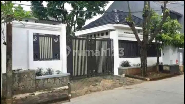 Jual Cepat Rumah 2 Lt Siap Huni Lokasi Dekat Ragunan, Jaksel