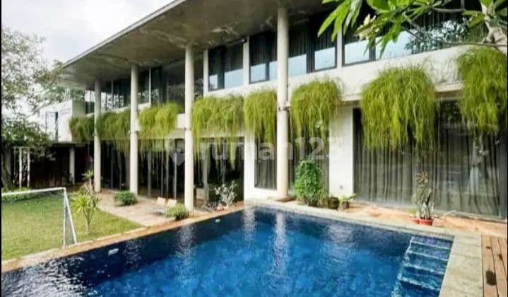 Rumah Villa Tropical 2 LT Furnished Pejaten Barat, Jaksel