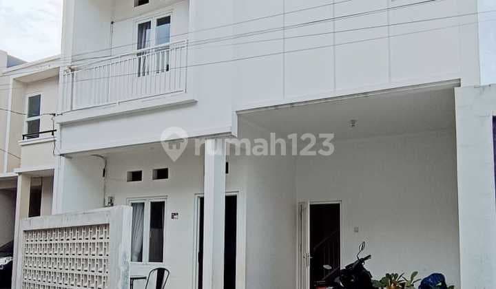 Z49 Rumah Bagus Full Furnished Cluster Batu Ampar Condet Jakarta Timur
