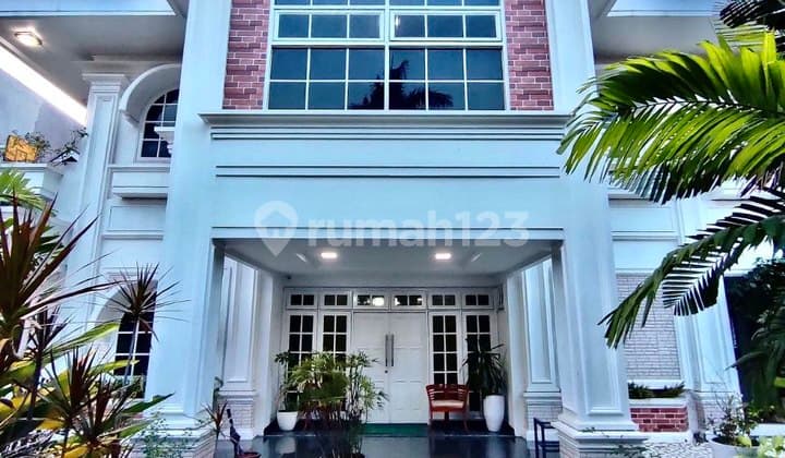 DD249 Rumah Private pool Bukit Permai Cibubur Ciracas Jakarta Timur