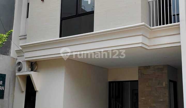 Y361C Townhouse Strategis Murah Ready Unit Condet Jakarta Timur