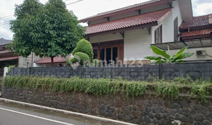 Y300 Rumah Nuansa Villa 380 M2 di Kavling Al Duren Sawit Jakarta Timur