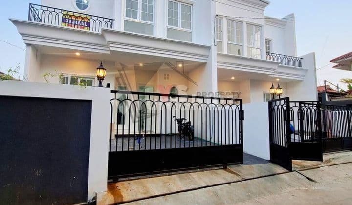 ZN61 Rumah Baru Mewah American Classic Jatiwaringin Pondok Gede Bekasi