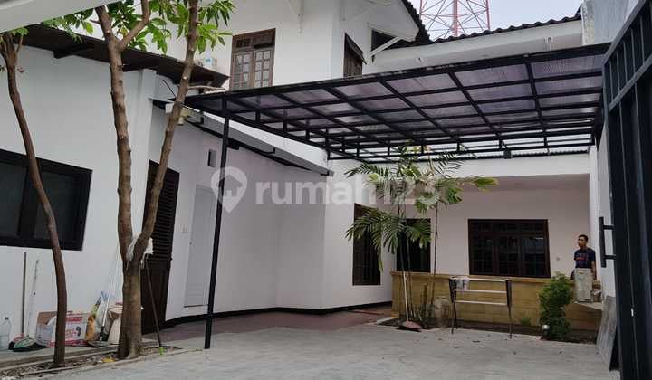 For Rent: Furnished House in Simpang Darmo Permai Selatan, West Surabaya, Move-In Ready
