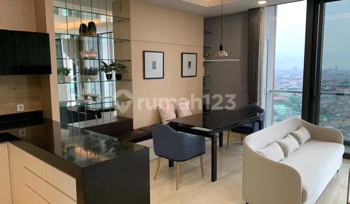 Sewa Apartemen VOILA Lantai 27 cuantikkk, Ciputra World Surabaya private lift, full furnish