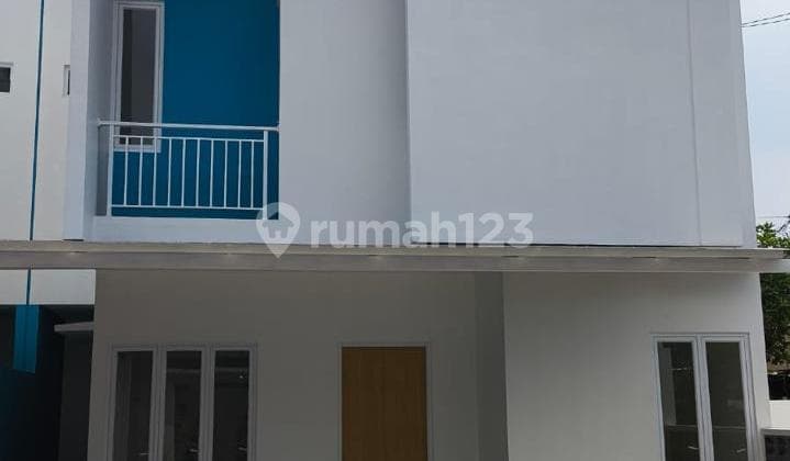 Rumah Modern 2 Lantai Siap Huni di Pusat Kota Depok