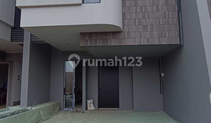 Rumah 2 Lantai di Jatibening Semi Furnished, 5 Menit ke LRT & Tol