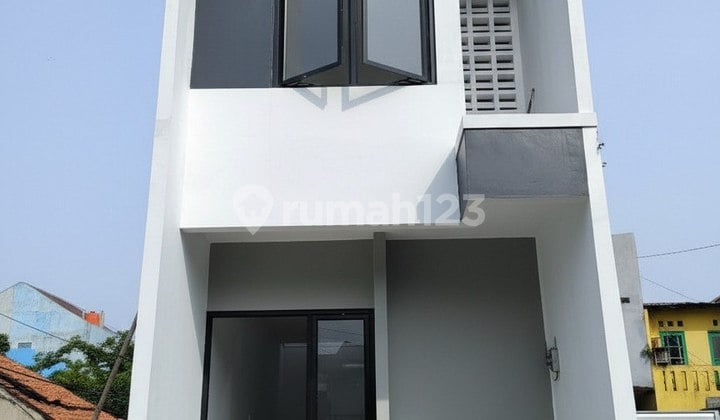 Cash Only! Rumah 2 Lantai 300 Jutaan di Jagakarsa Jakarta Selatan