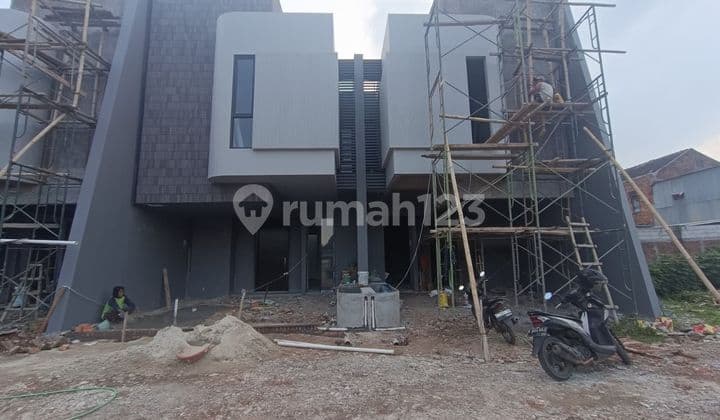 Dijual Rumah Siap Huni | Dekat LRT & Tol Jatibening | SHM