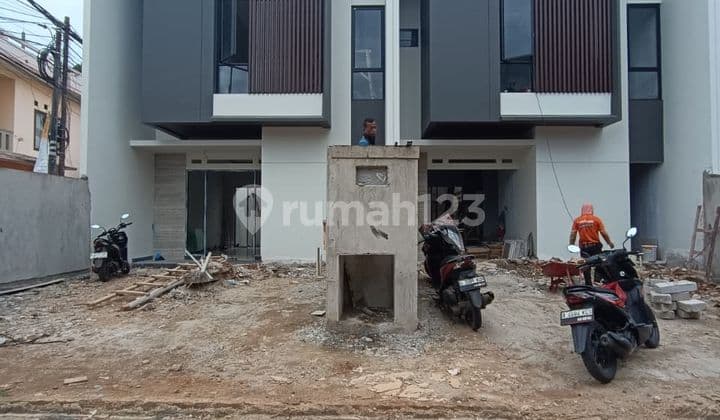 Rumah 2 Lantai Siap Huni Promo Free Biaya2 Dekat LRT Jatibening