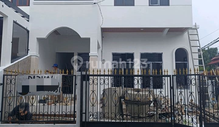Rumah 2 Lantai Jati Cempaka Bekasi, 5 Menit ke Tol Jatiwaringin