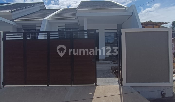 Rumah Murah Jatibening Siap Huni, Dekat Tol dan LRT Cikunir 1