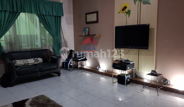 Rumah dalam Kompleks Gunung Batu , Bandung