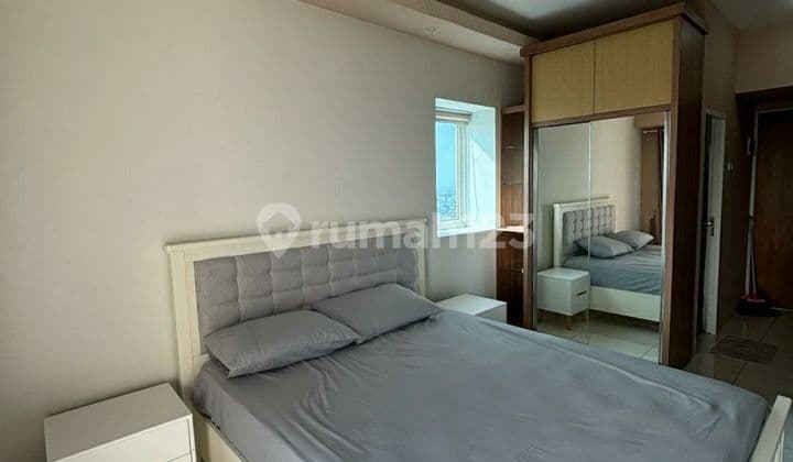 Apartemen Paling Murah di Puncak Bukit Golf PBG Surabaya Barat. Full Furnish Cantik Bagus. Lantai 20. View Golf dan City. Dekat Pakuwon Mall