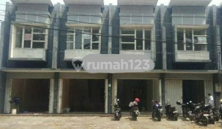 Ruko Strategis Di Sidoarjo Kota. Parkir Luas. Strategis.