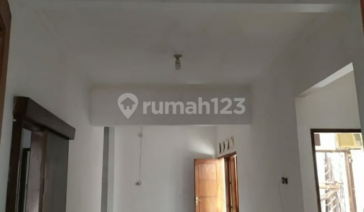 Rumah 2lantai Siap Huni Di Pondok Mutiara Sidoarjo. Depan Exit Tol