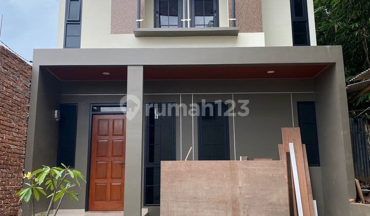 Rumah Baru Readystock 2Lantai Dicluster Cileunyi Dekat ke Unpad