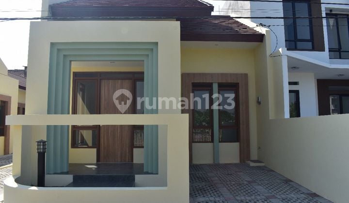 Rumah Baru Minimaalis Modern Di Cisaranten Kulon Arcamanik