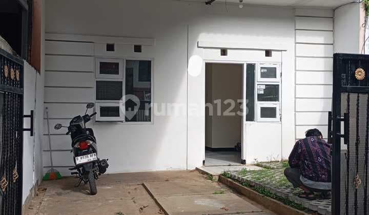 Rumah Siap Huni Model Minimalis di Greencity View Jatihandap Kota