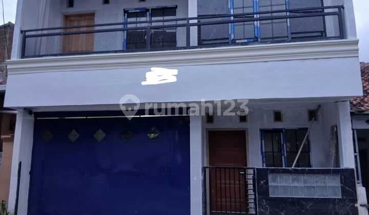 Rumah 2Lantai Harga 1Lantai Dicinunuk Dalam Komplek Dekat Kampus
