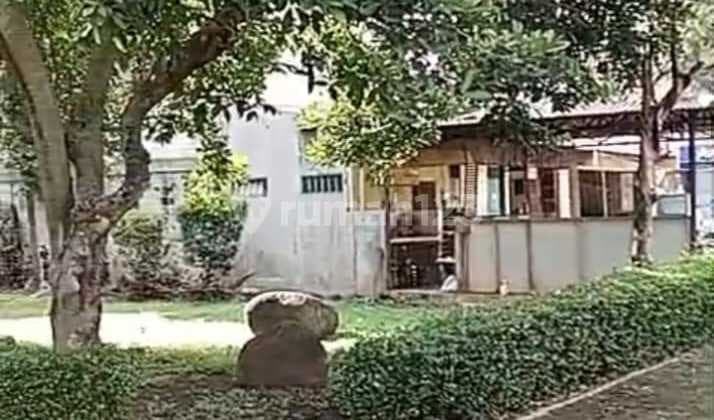 RUMAH BAGUS HALAMAN LUAS DI PONDOK AREN BINTARO