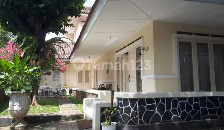 Old Building House in Cilandak, South Jakarta