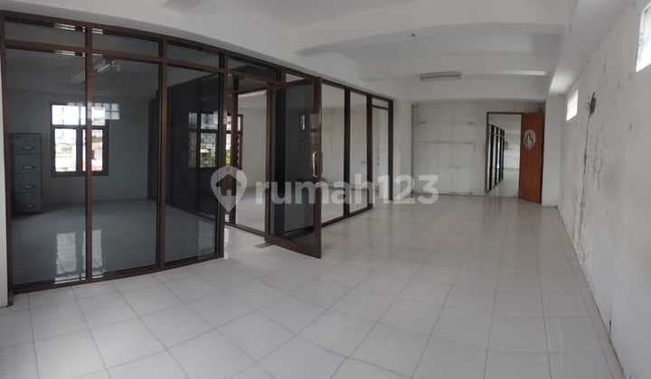 4-Story Commercial Space + Basement Strategically Located Near Malioboro Yogyakarta