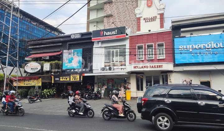 Ruko Area Kampus Dan Pusat Bisnis