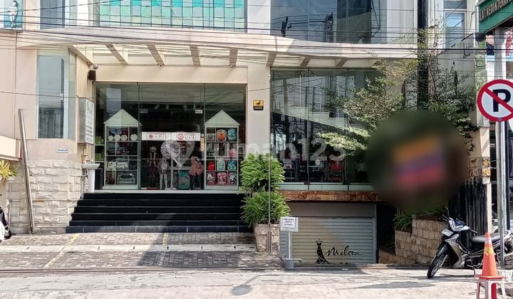 Business Headquarters Building Near UGM