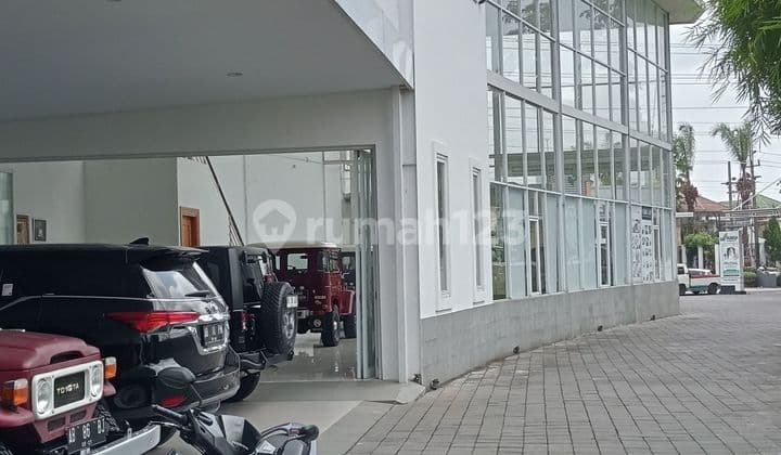 Hotel Cantik Minimalis Di Utara Jogja