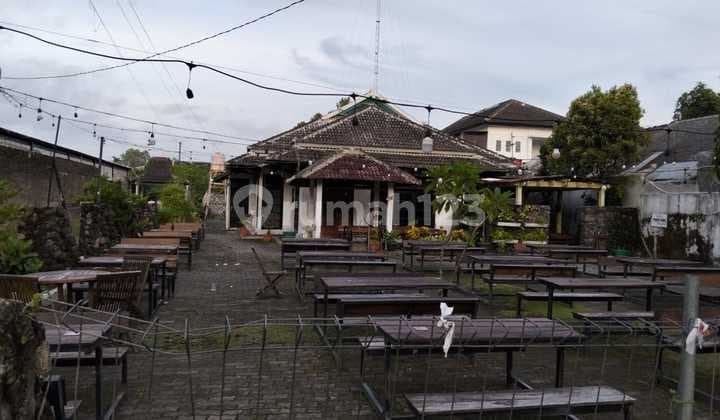 Rumah Antik Buat Cafe