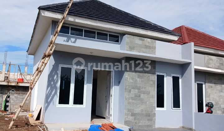 Rumah View Kota dan laut di Ngaliyan Semarang