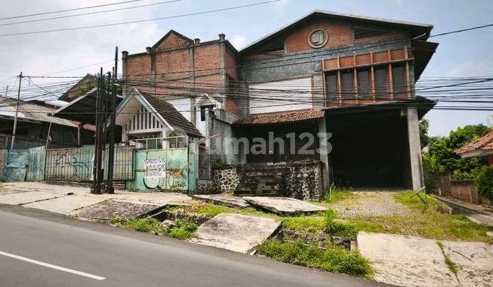 Gudang Strategis Pinggir Jalan Raya Ngaliyan Semarang